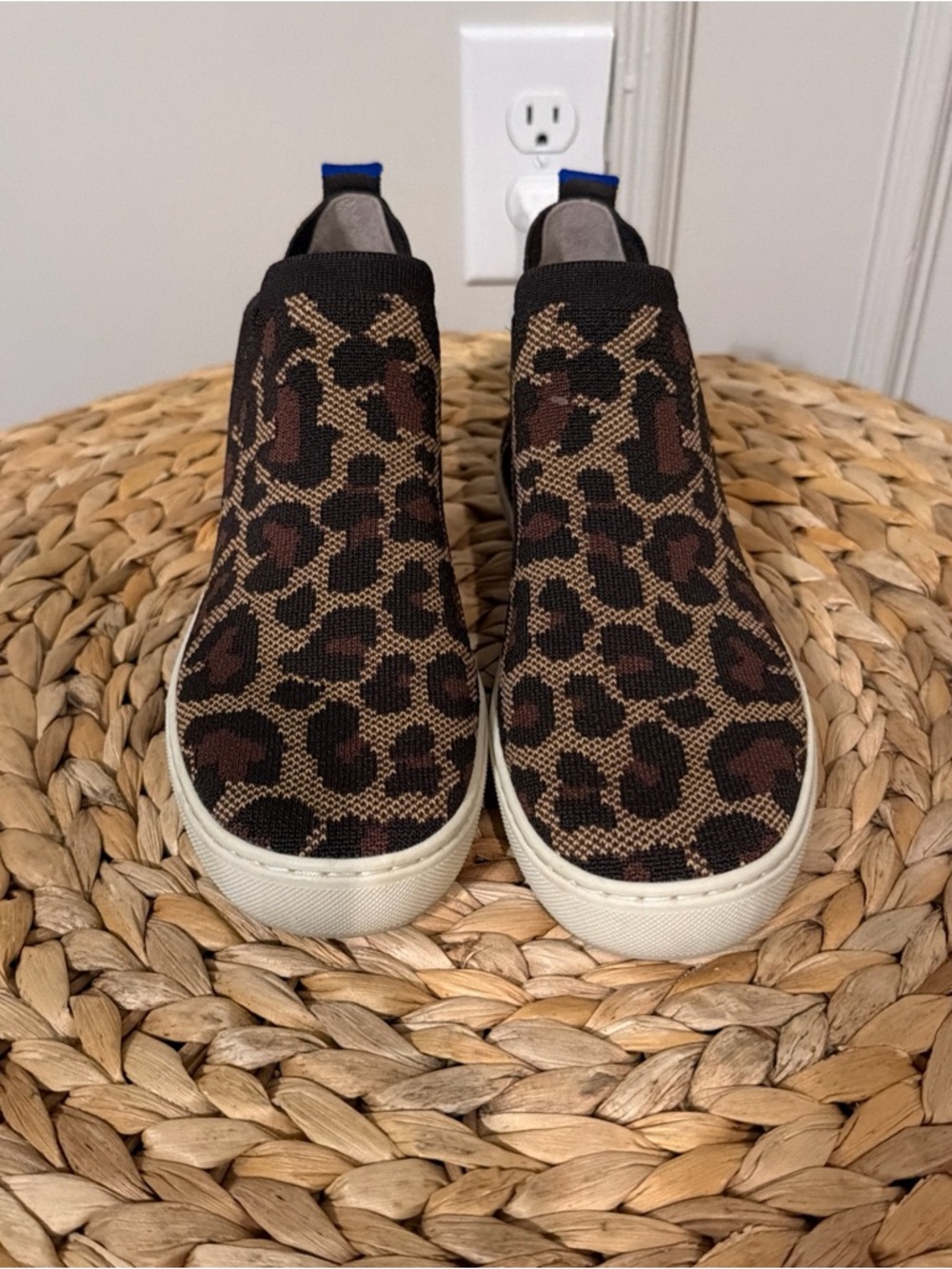 ROTHYS Chelsea Wildcat Leopard Print Slip on Ankle Boots Booty Size 7